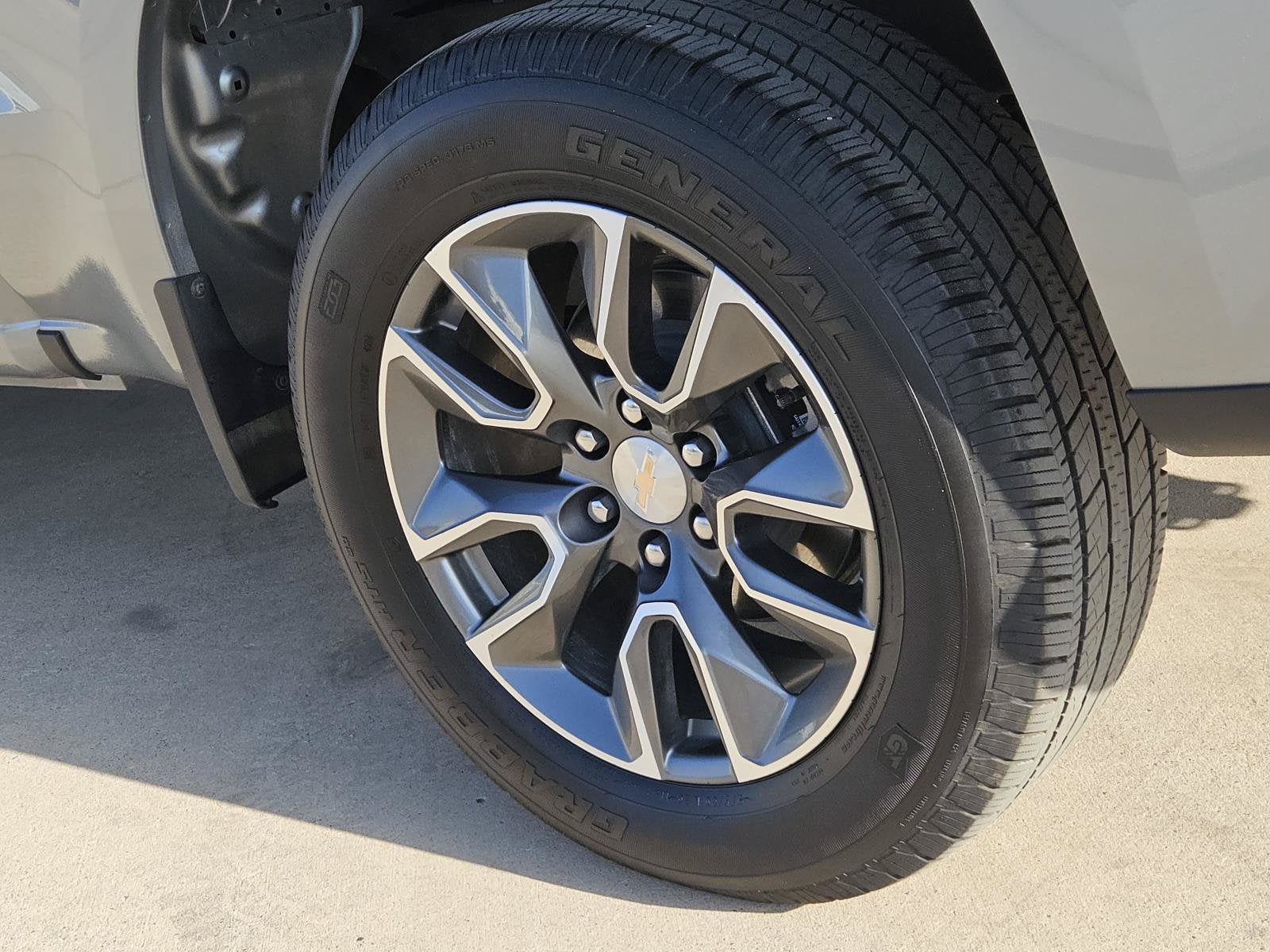 2025 Chevrolet Silverado 1500 LT (2FL)