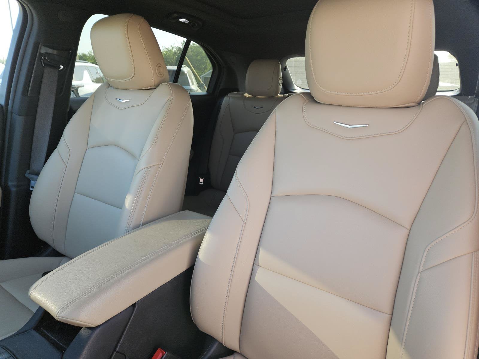 2024 Cadillac XT4 Luxury