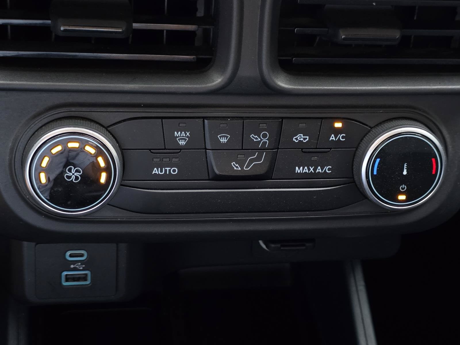 2023 Ford Maverick XL